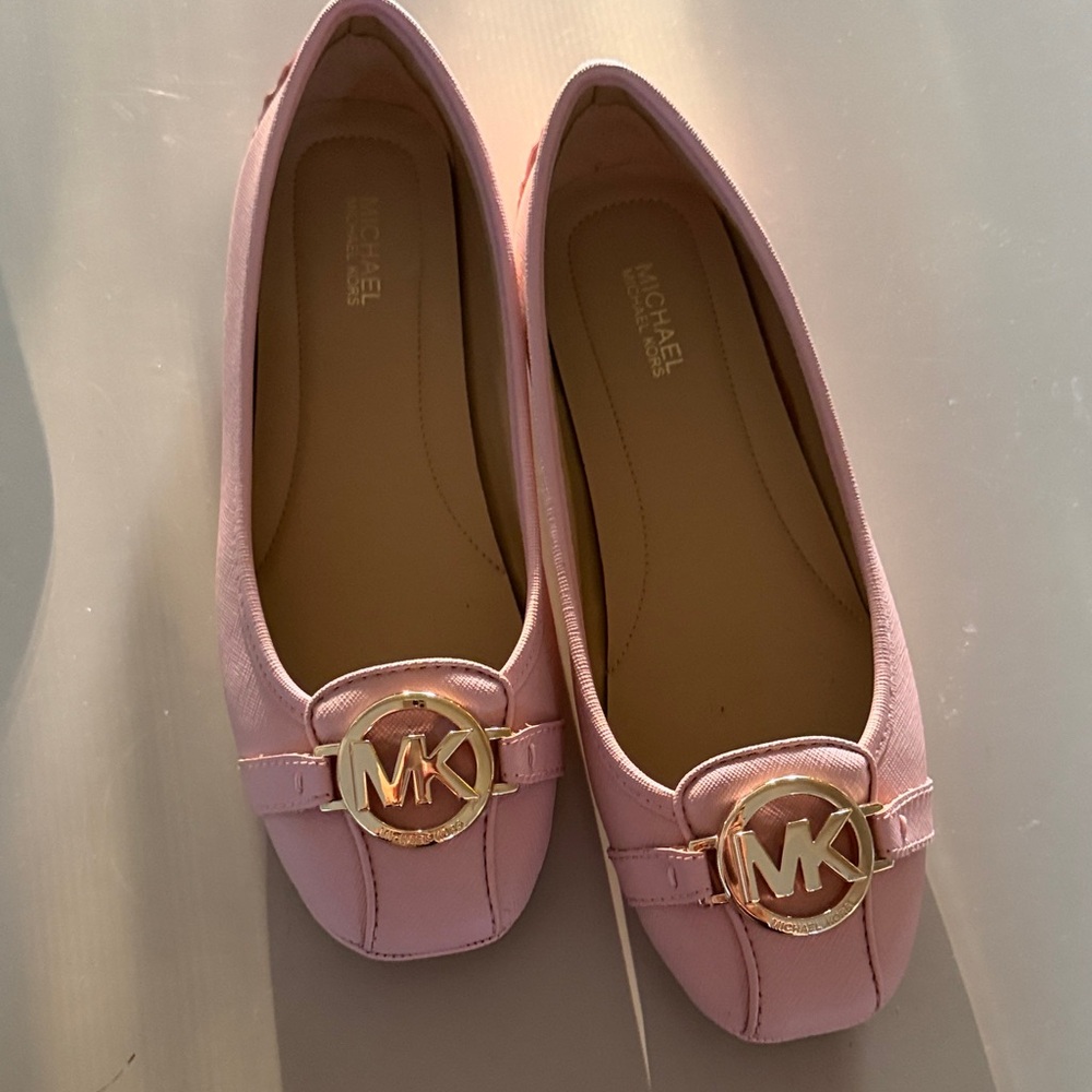 MICHAEL Michael Kors Pink Logo Round-Toe Ballet Flats